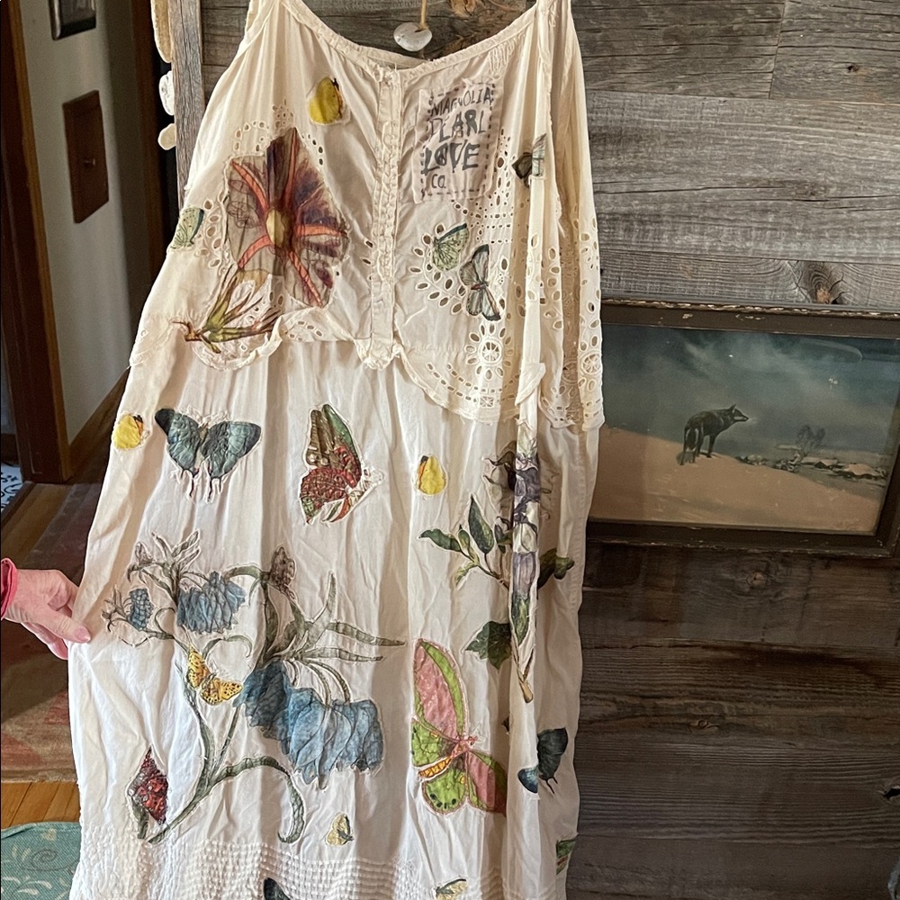 Magnolia Pearl Floral Cream Dress - Picture 3 of 5